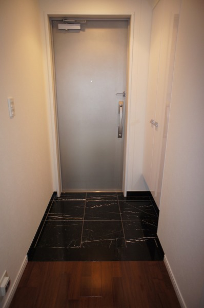 6/20 玄関