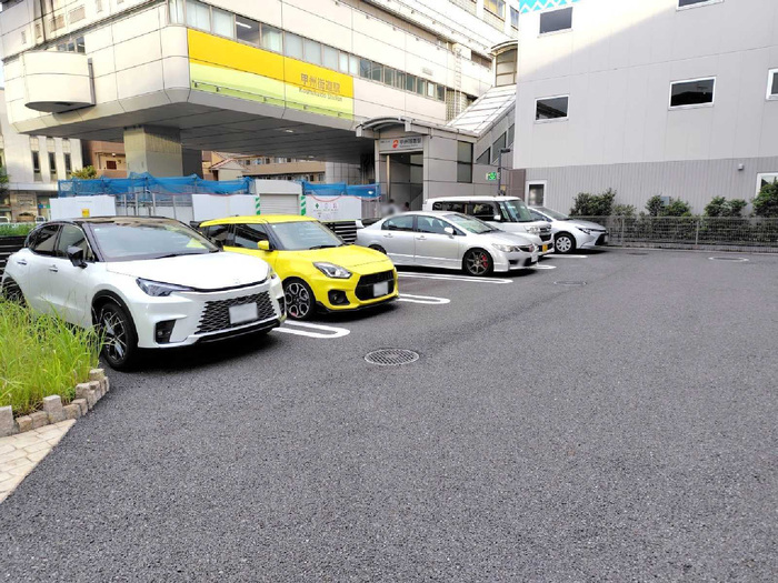 20/20 駐車場