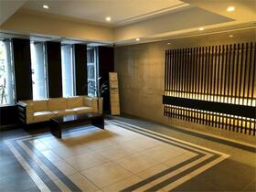 16/16 エントランス