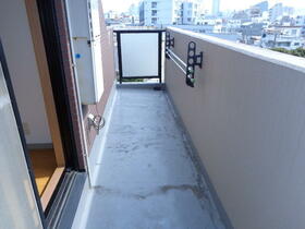 13/23 バルコニー