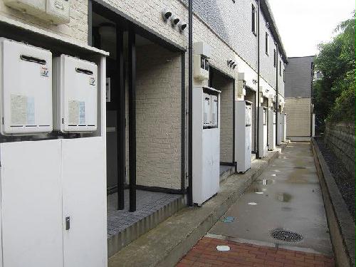 13/22 エントランス