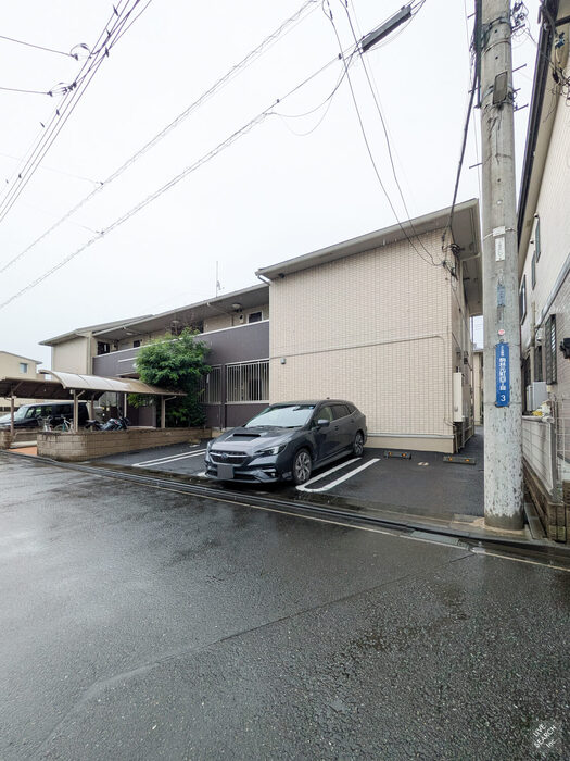 3/3 駐車場