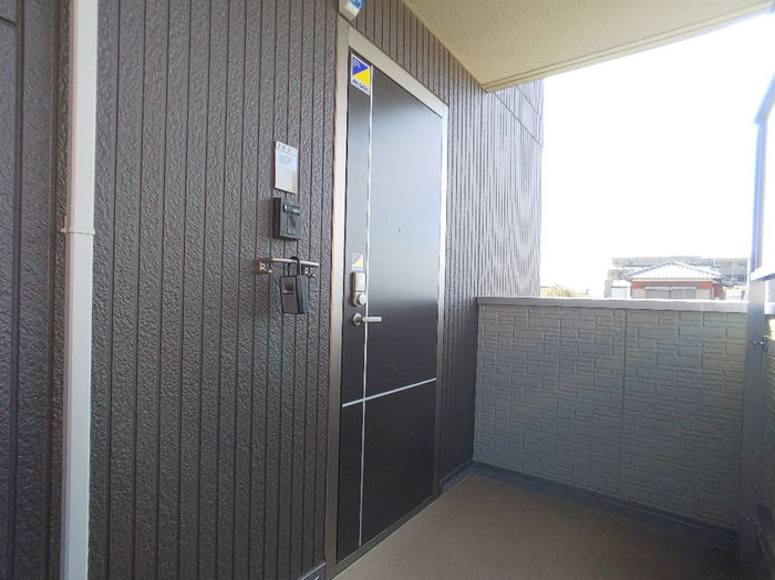 18/19 エントランス