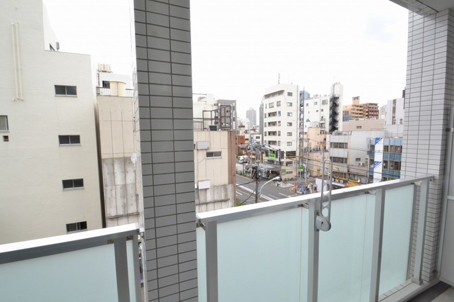 17/19 バルコニー
