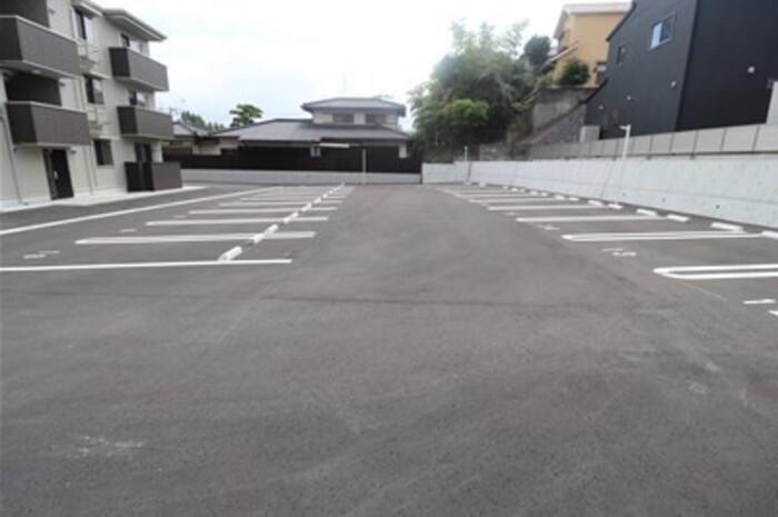 19/20 駐車場