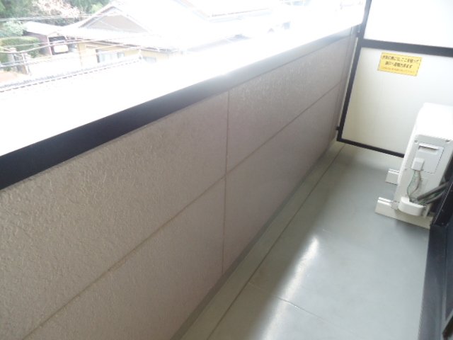 18/27 バルコニー