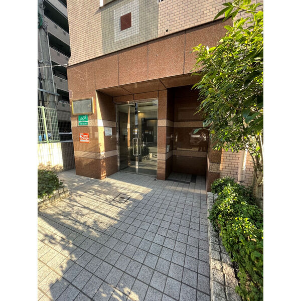 14/21 エントランス