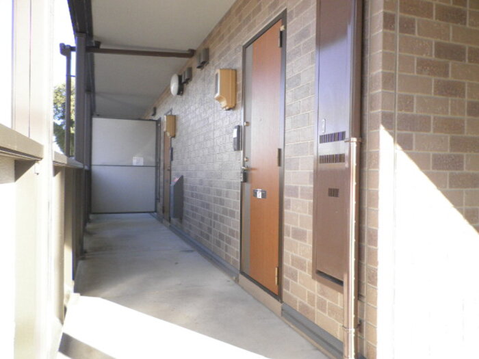 16/26 エントランス