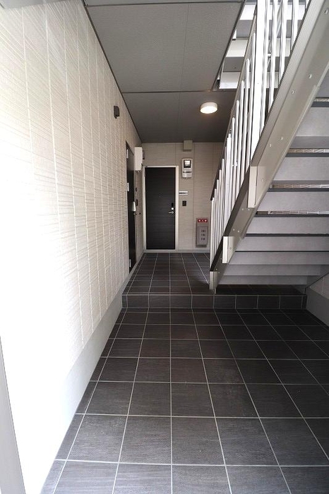 2/3 エントランス