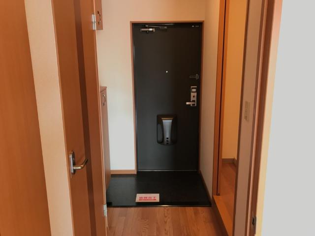 15/30 玄関