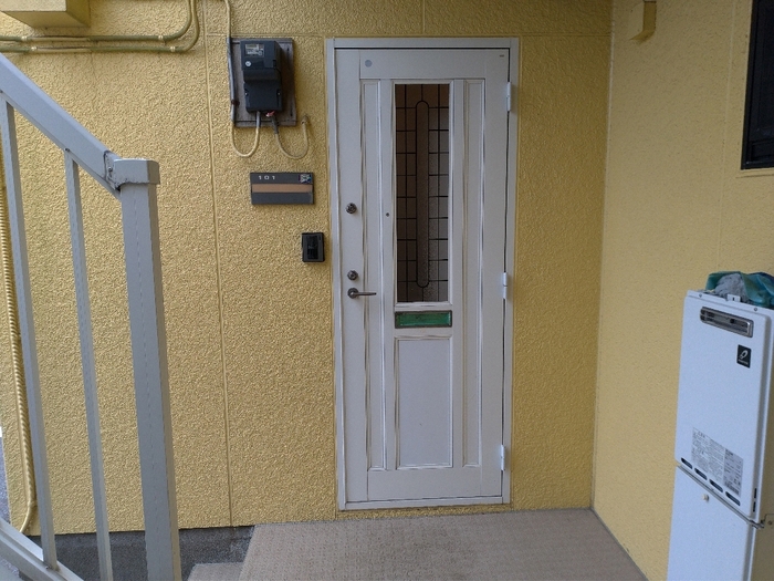 16/21 エントランス