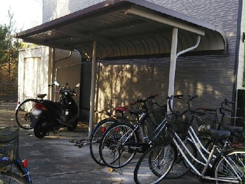 2/4 エントランス