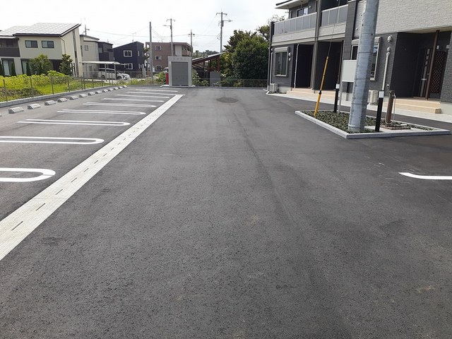 14/20 駐車場