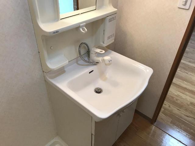 20/27 洗面