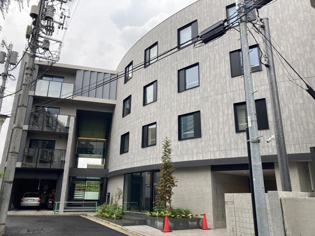 15/15 エントランス