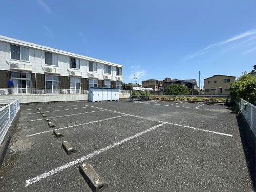 14/14 駐車場