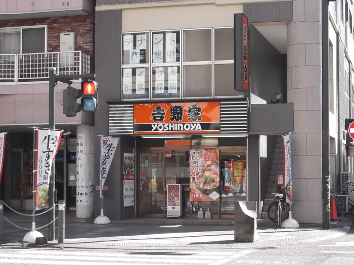 17/18 エントランス