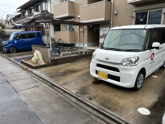 16/16 駐車場
