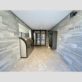 3/3 エントランス