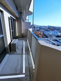 13/19 バルコニー