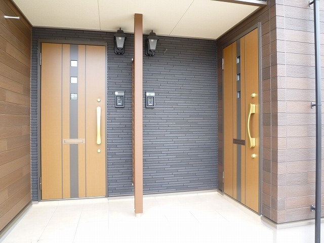 14/20 エントランス