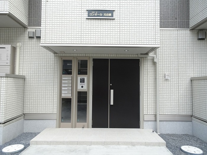 19/20 エントランス