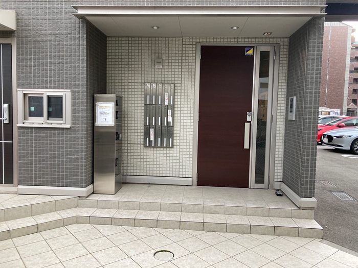 17/20 エントランス
