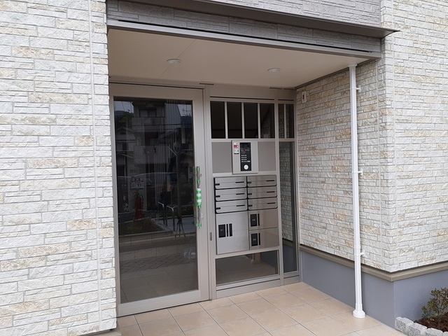 13/20 エントランス