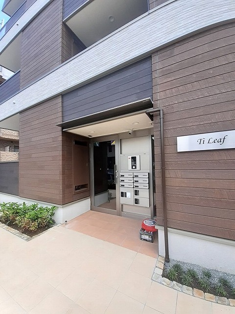 2/8 エントランス