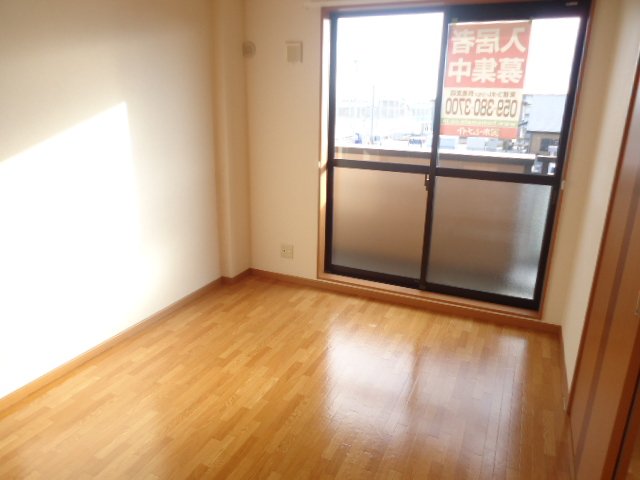 16/23 バルコニー