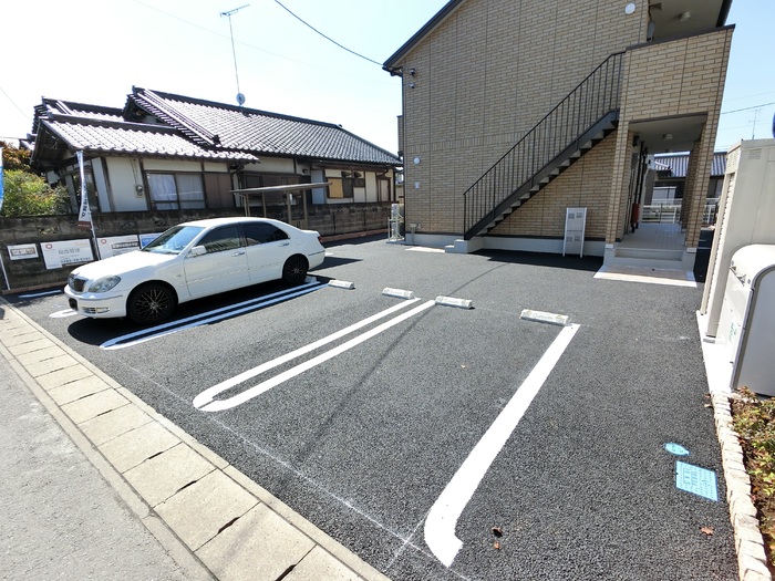 19/27 駐車場