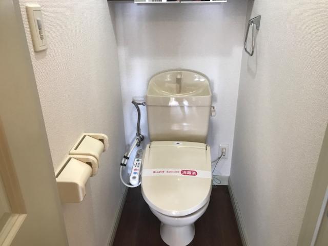 16/27 トイレ