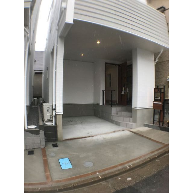 22/22 駐車場