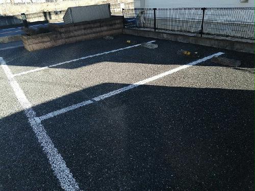 2/2 駐車場
