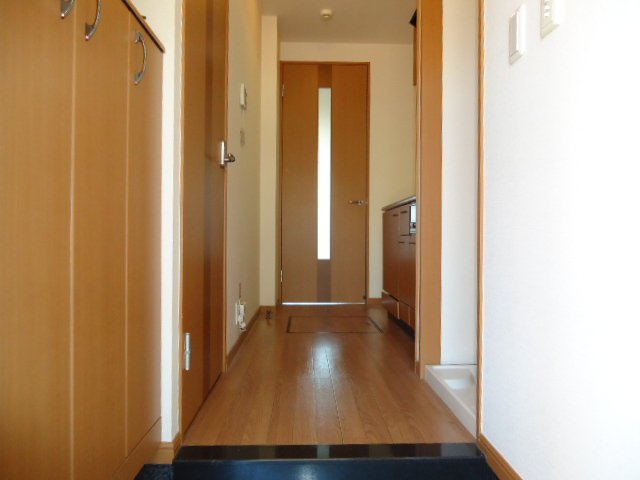 22/30 エントランス