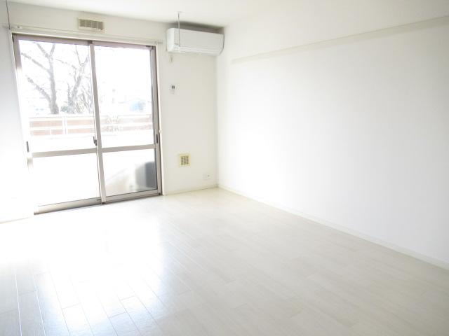 4/15 リビング/ダイニング