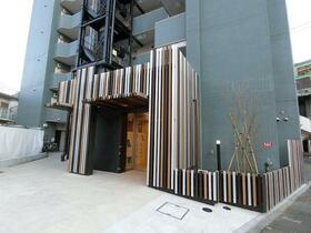 16/24 エントランス