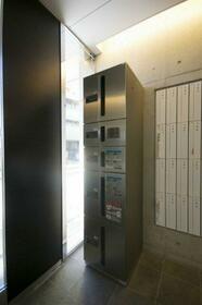 15/22 エントランス