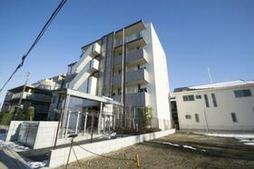 16/22 エントランス