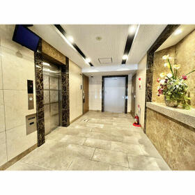 3/4 エントランス