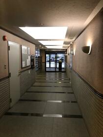 15/15 エントランス