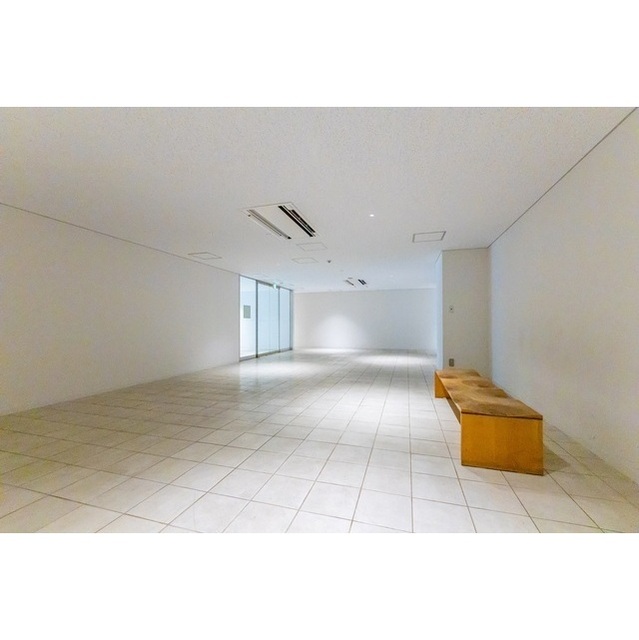 3/3 エントランス