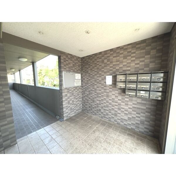 4/6 エントランス