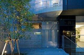 14/22 エントランス