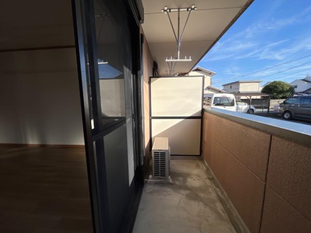 18/28 バルコニー