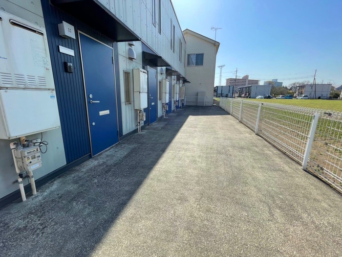 2/5 エントランス