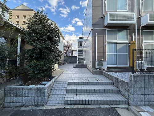 14/20 エントランス