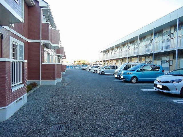 14/20 駐車場