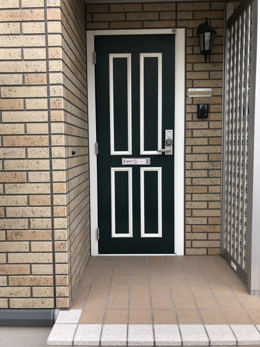 18/26 エントランス