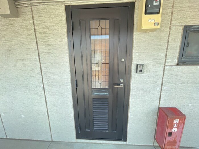 13/23 エントランス